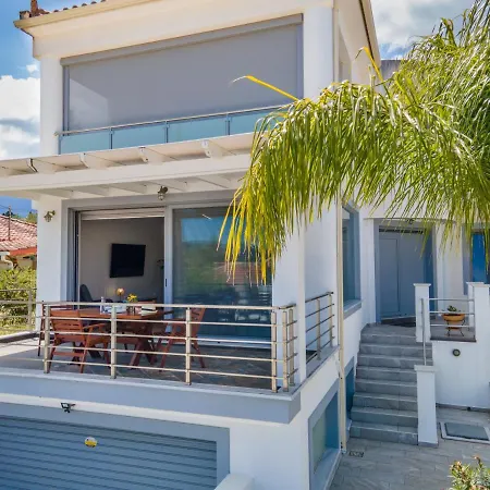 Maria Seaside Apartman Számi